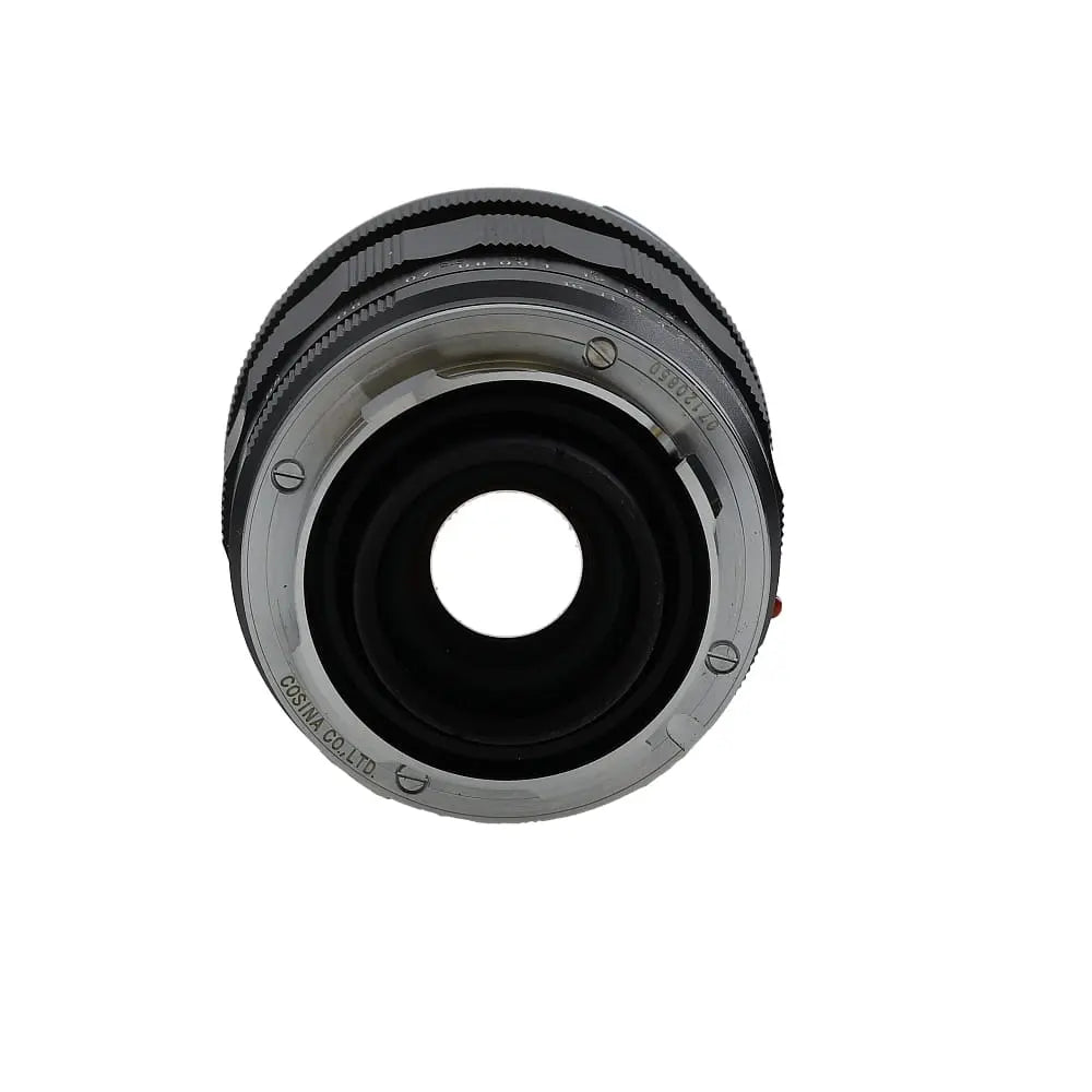 Voigtlander 35mm f/2 APO-Lanthar Aspherical Full-Frame VM Lens for M-Mount, Black with Chrome Rim